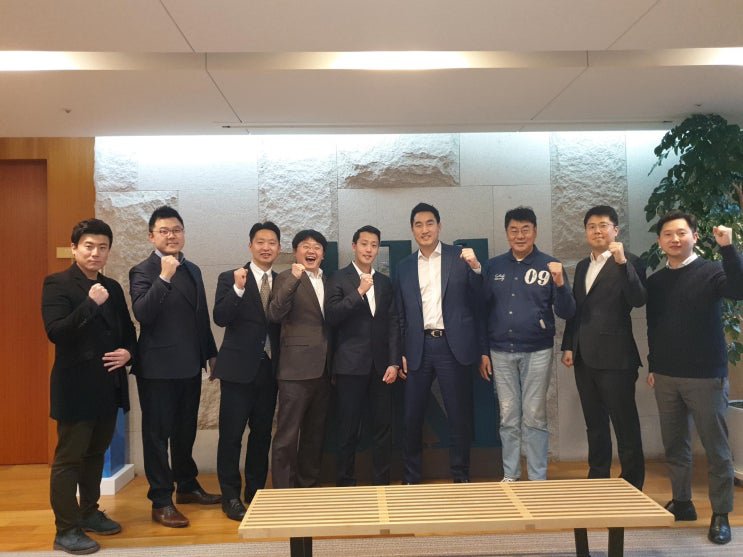 시리즈 B 라운드 종결 후 함께한 관계자들